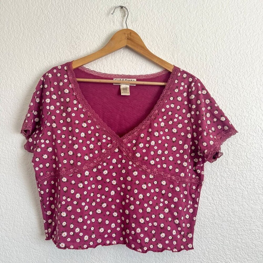 Cut & Paste Size L Short Sleeve V-Neck Floral Coquette Girl Babydoll Crop Tee